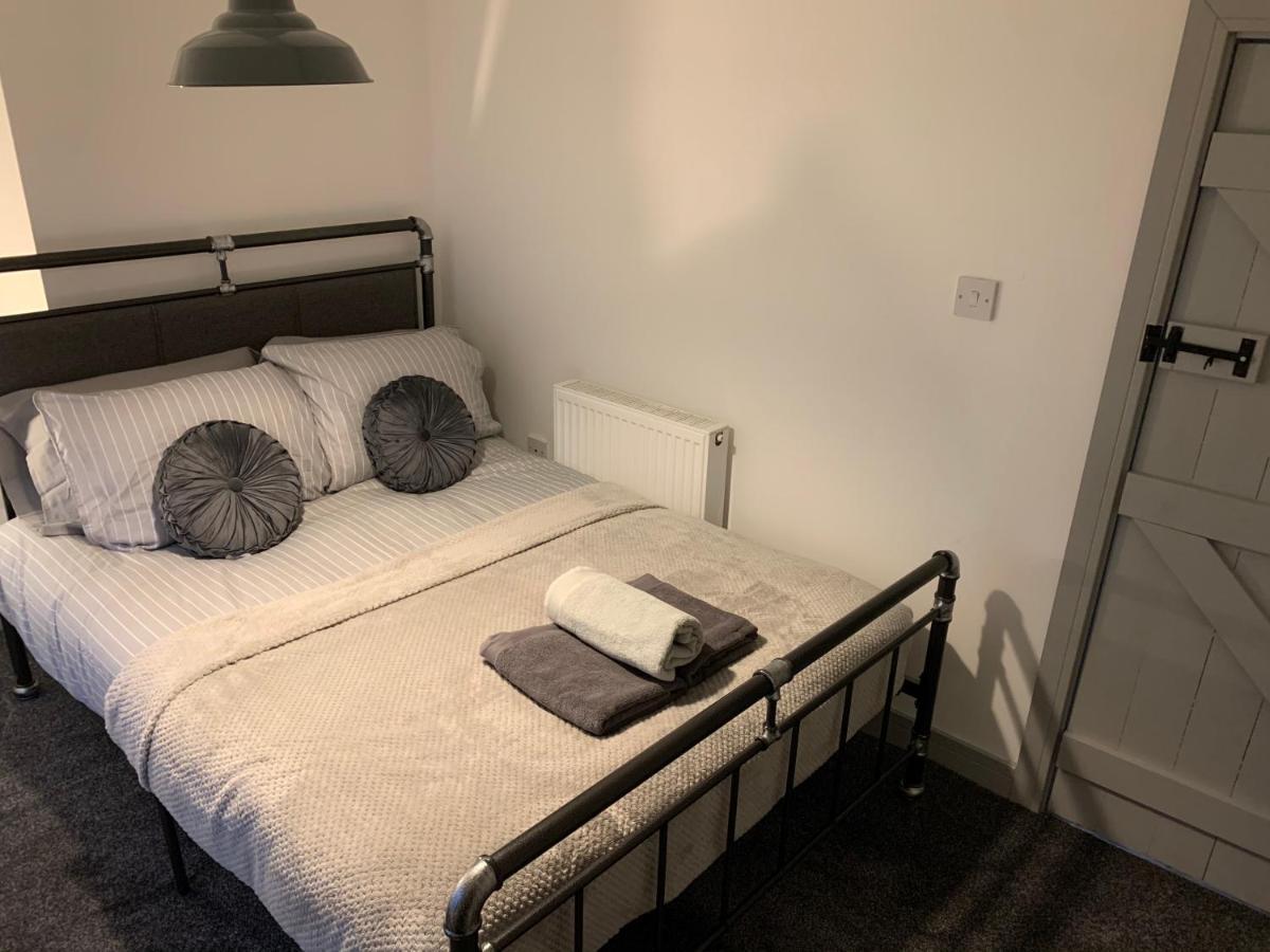 Cosy Cottage In Redcar - Workstays Uk Wilton  Екстериор снимка